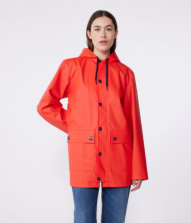 Iconic raincoat for men or women red