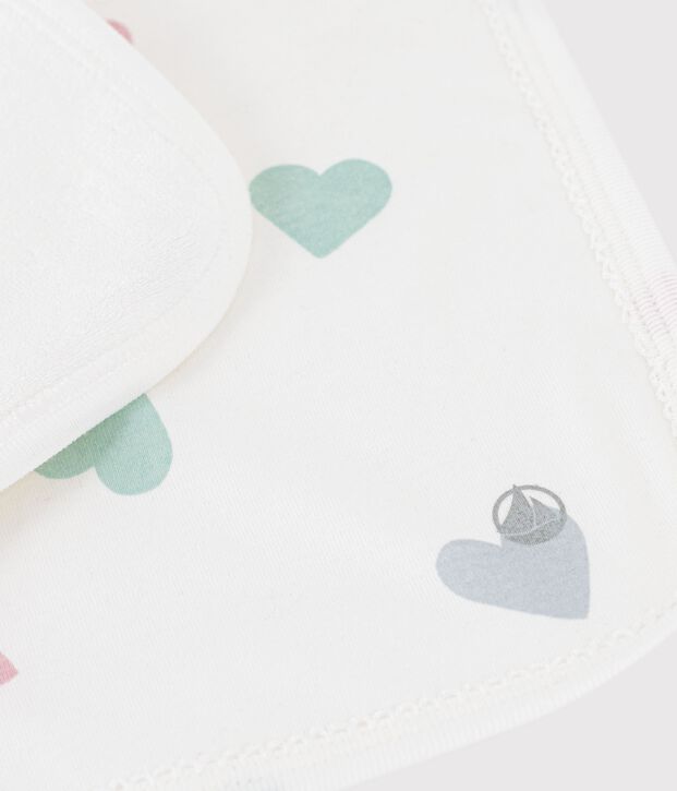 Baby wipes made of cotton and terry towelling printed with hearts white/multicolor