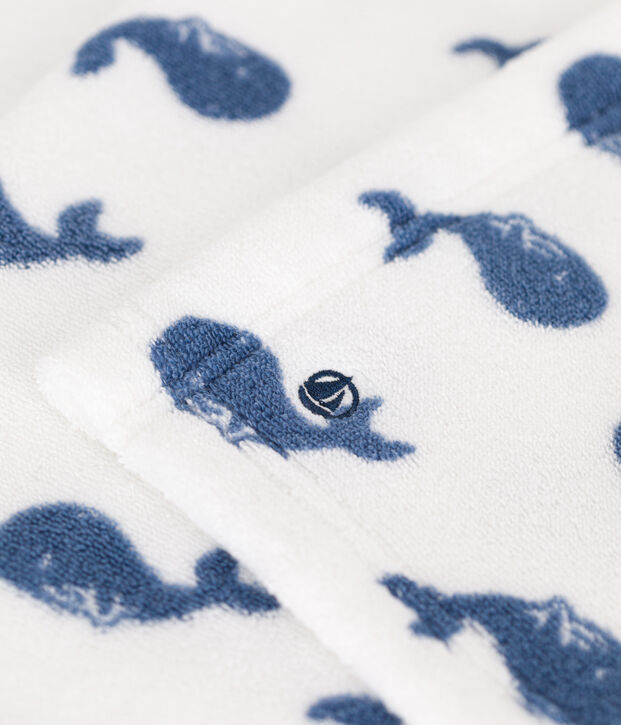 Babies' towelling whale print bath cape white/blue