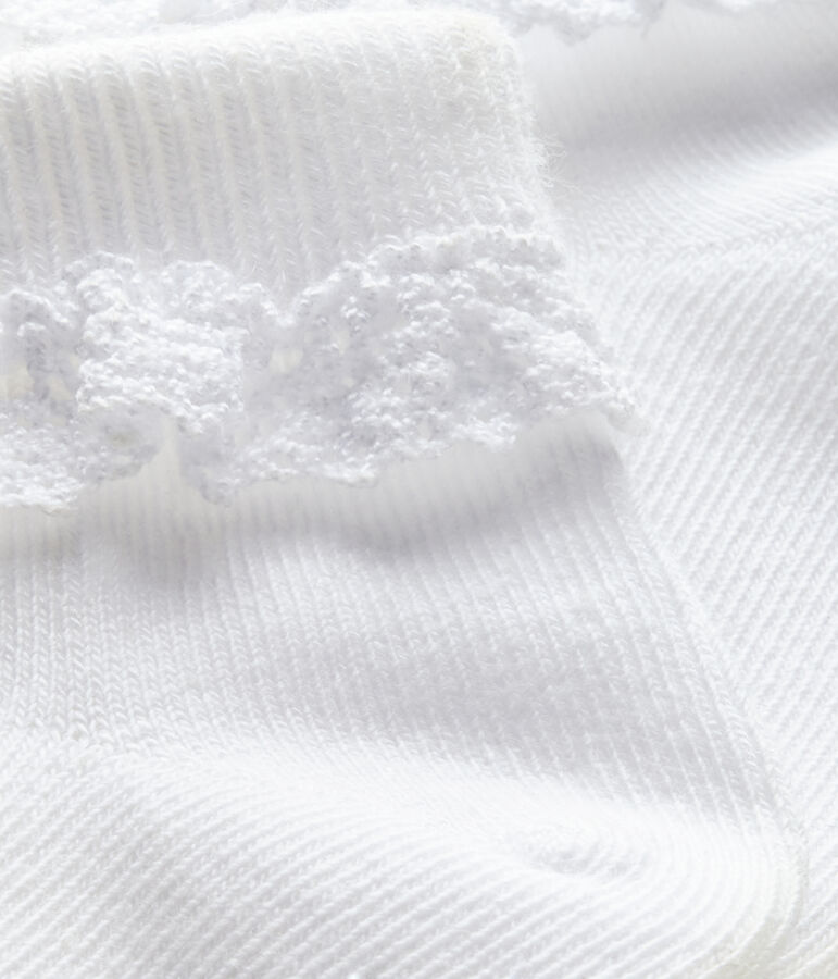Girls' lace-trimmed socks white