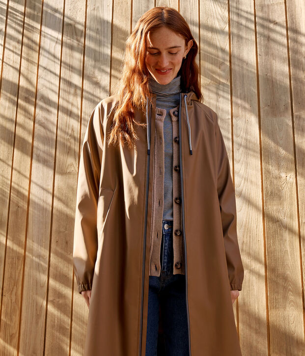 Women's long raincoat in two colours brown