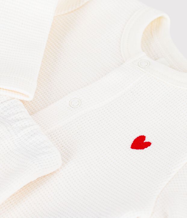 Baby set in plain embroidered cotton chest white
