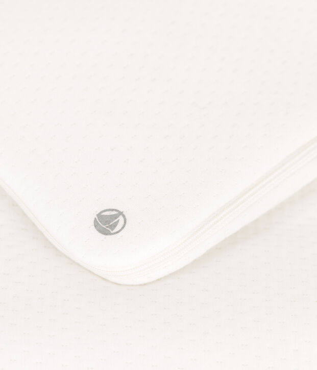 Baby Nest white
