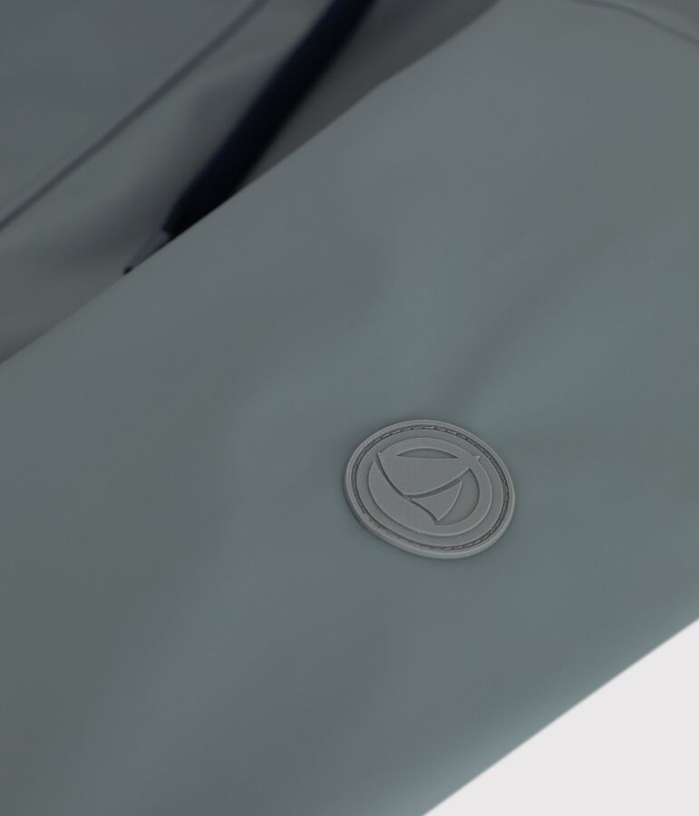 Iconic raincoat for men or women THUYA green