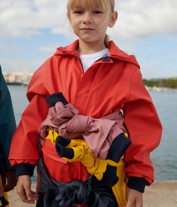 Children's/boys&rsquo; iconic raincoat red