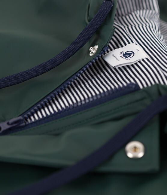 Iconic Recycled Fabric and Organic Cotton Raincoat SHERWOOD green