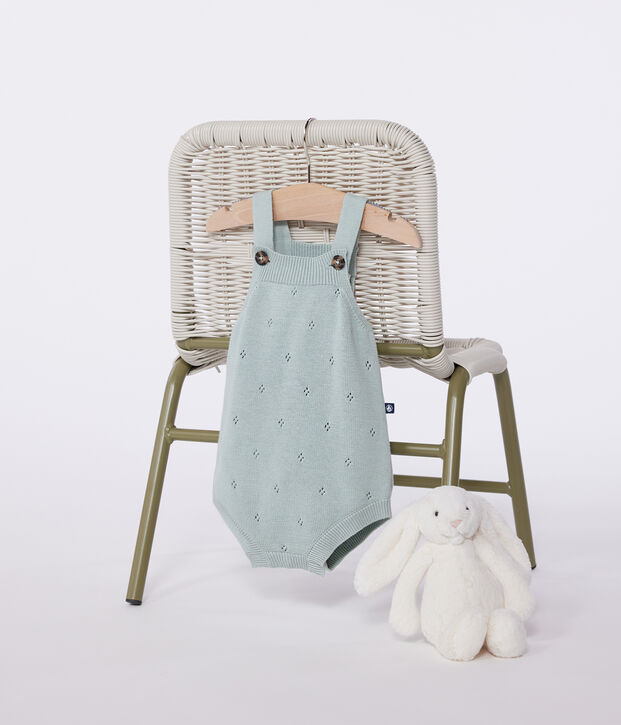 Babies' rompers knitted in a pretty pattern and with straps green