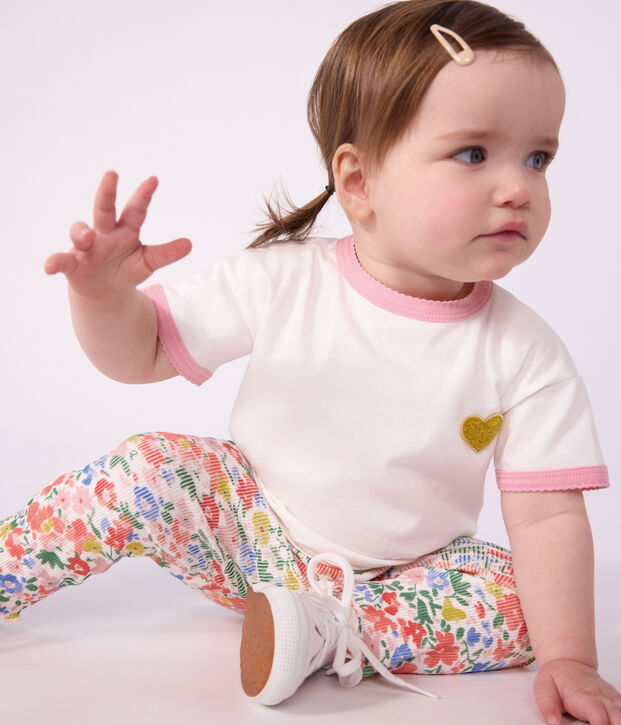 Babies' short-sleeved plain cotton T-shirt with a heart badge white