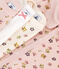 Babies' gift set containing pyjamas and three floral bodysuits variante 1