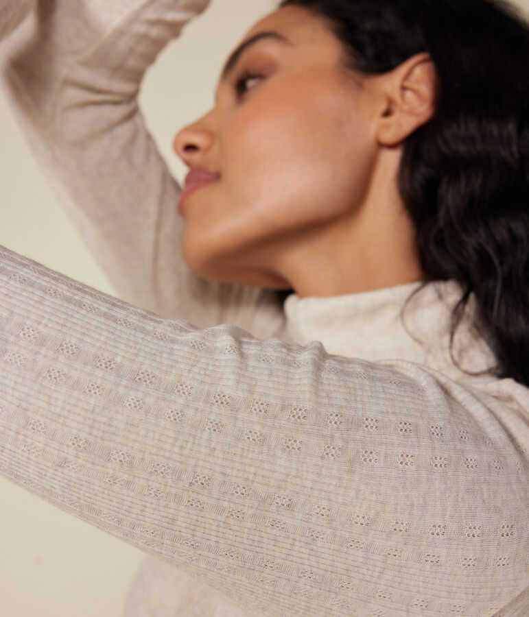 Women's iconic roll neck T-shirt in decorative rib knit beige