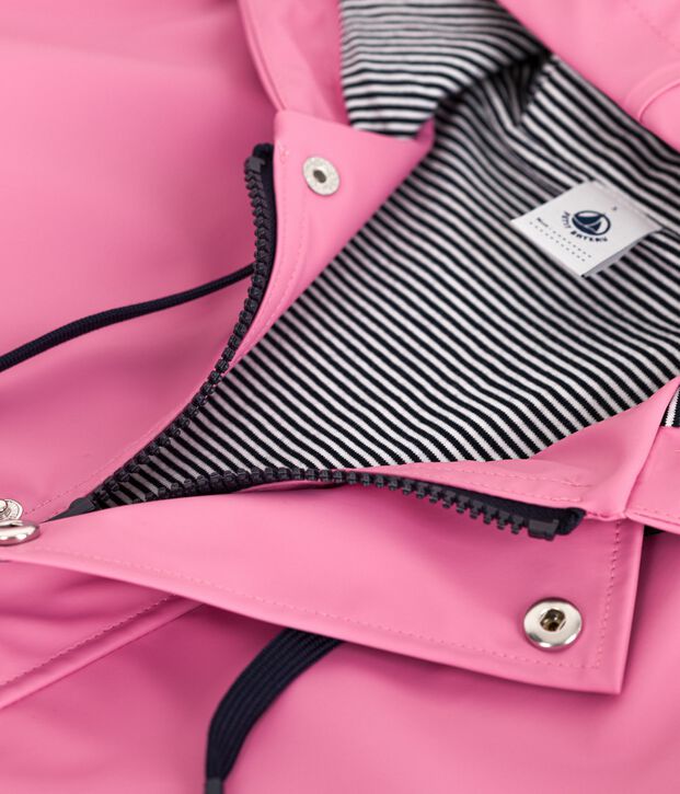 Iconic raincoat for men or women pink