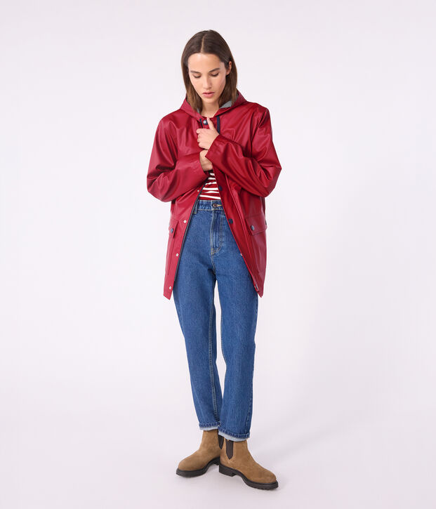 Iconic raincoat for men or women red