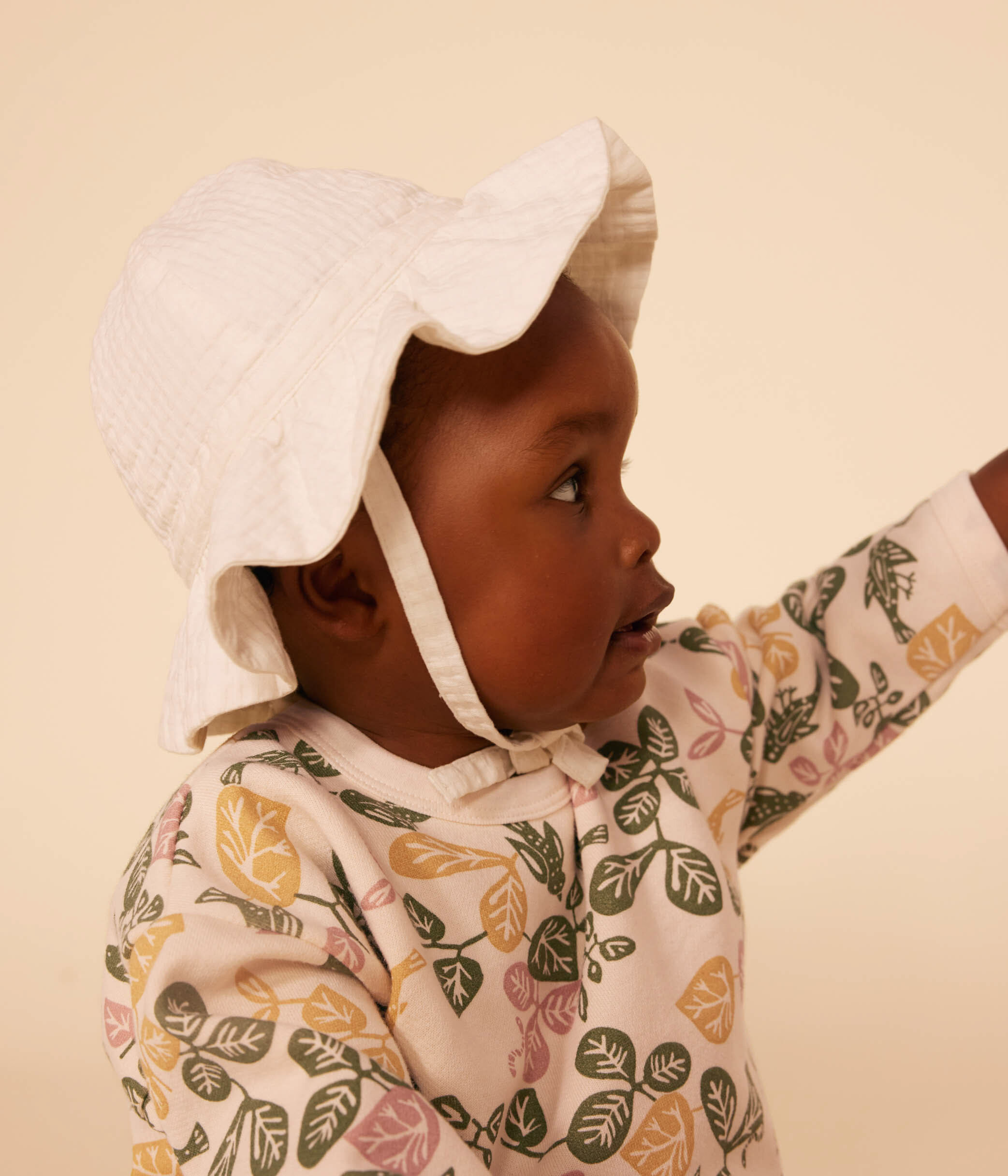 Baby girl top floppy hat