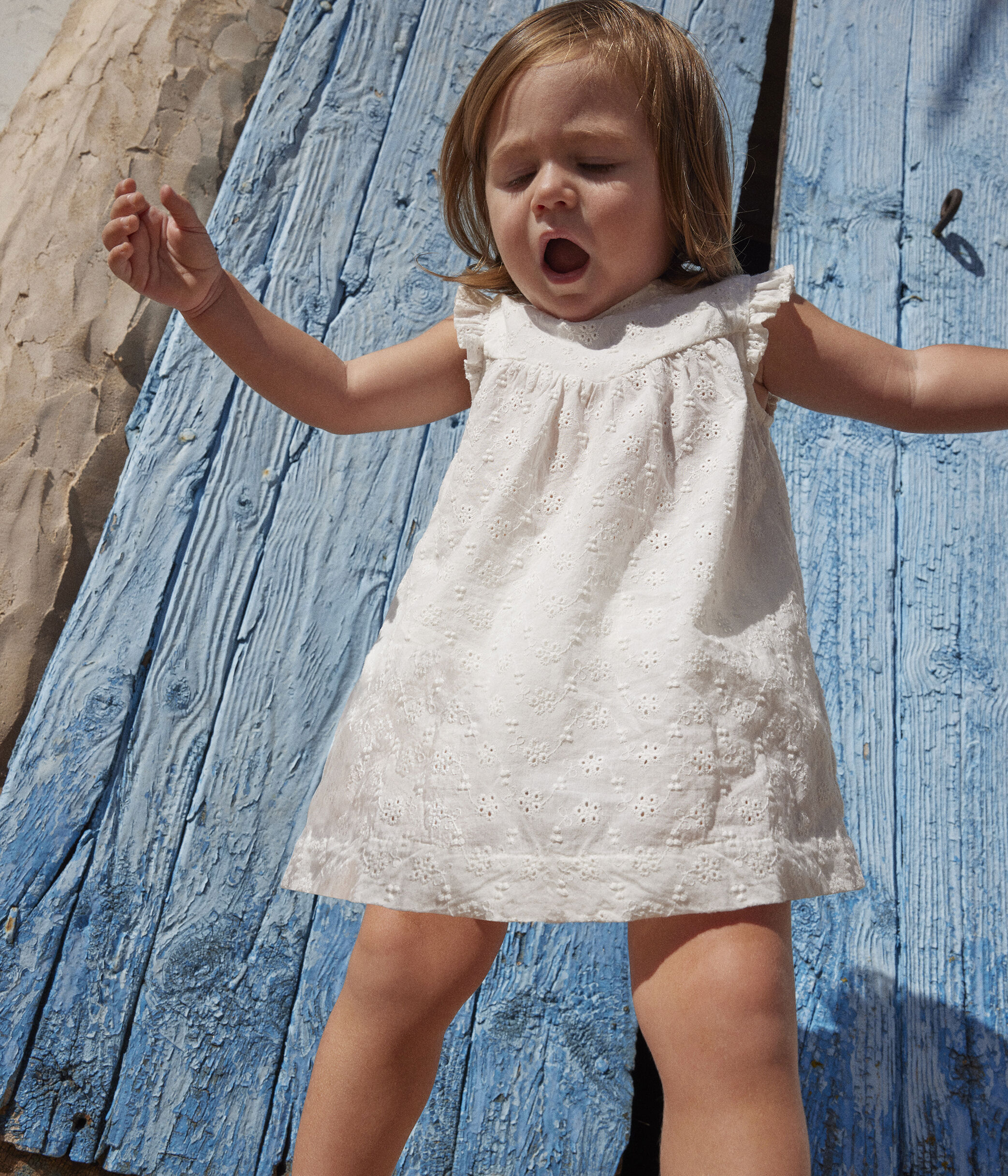 Babies Broderie Anglaise Dress with Bloomers A06RN03
