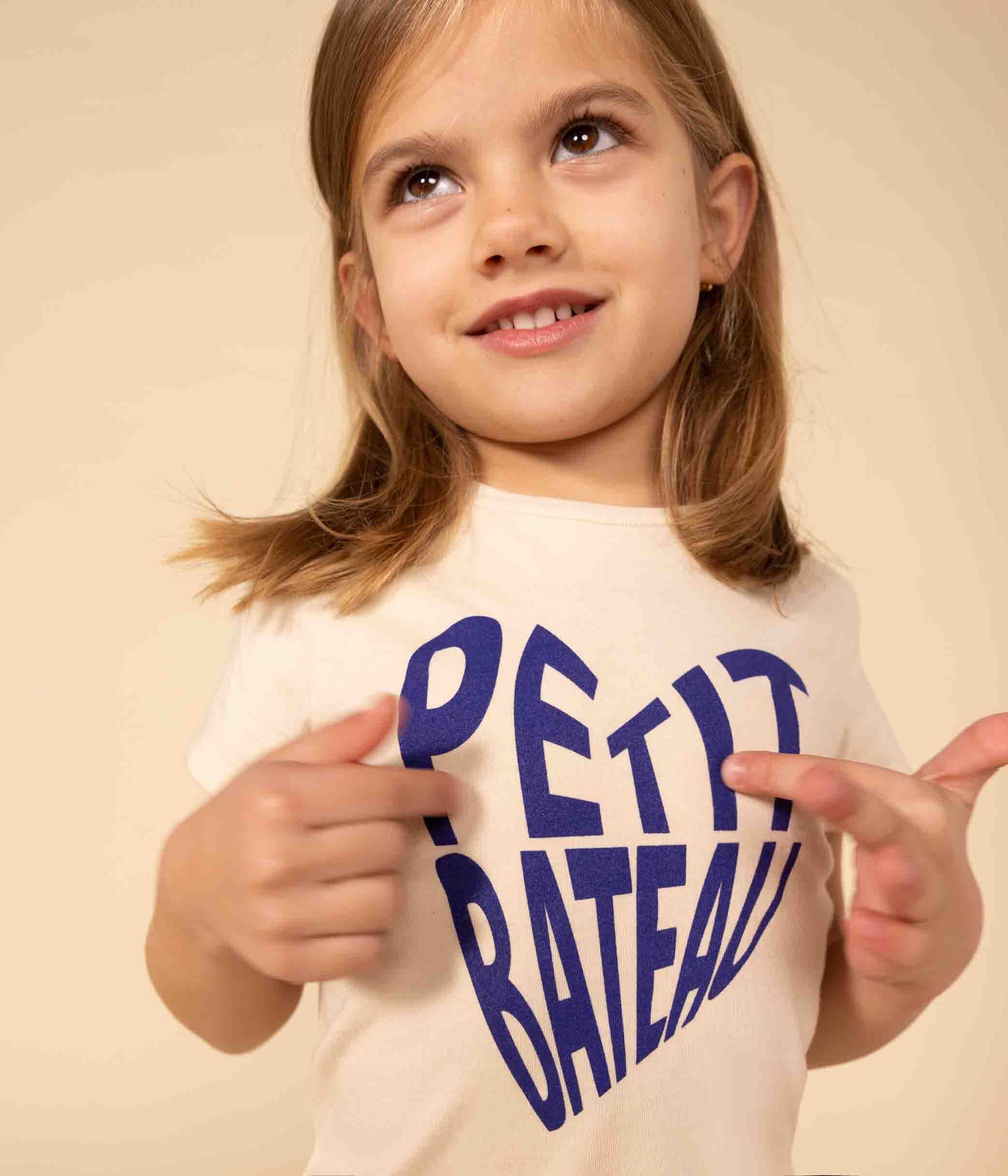 Short discount girls shirt