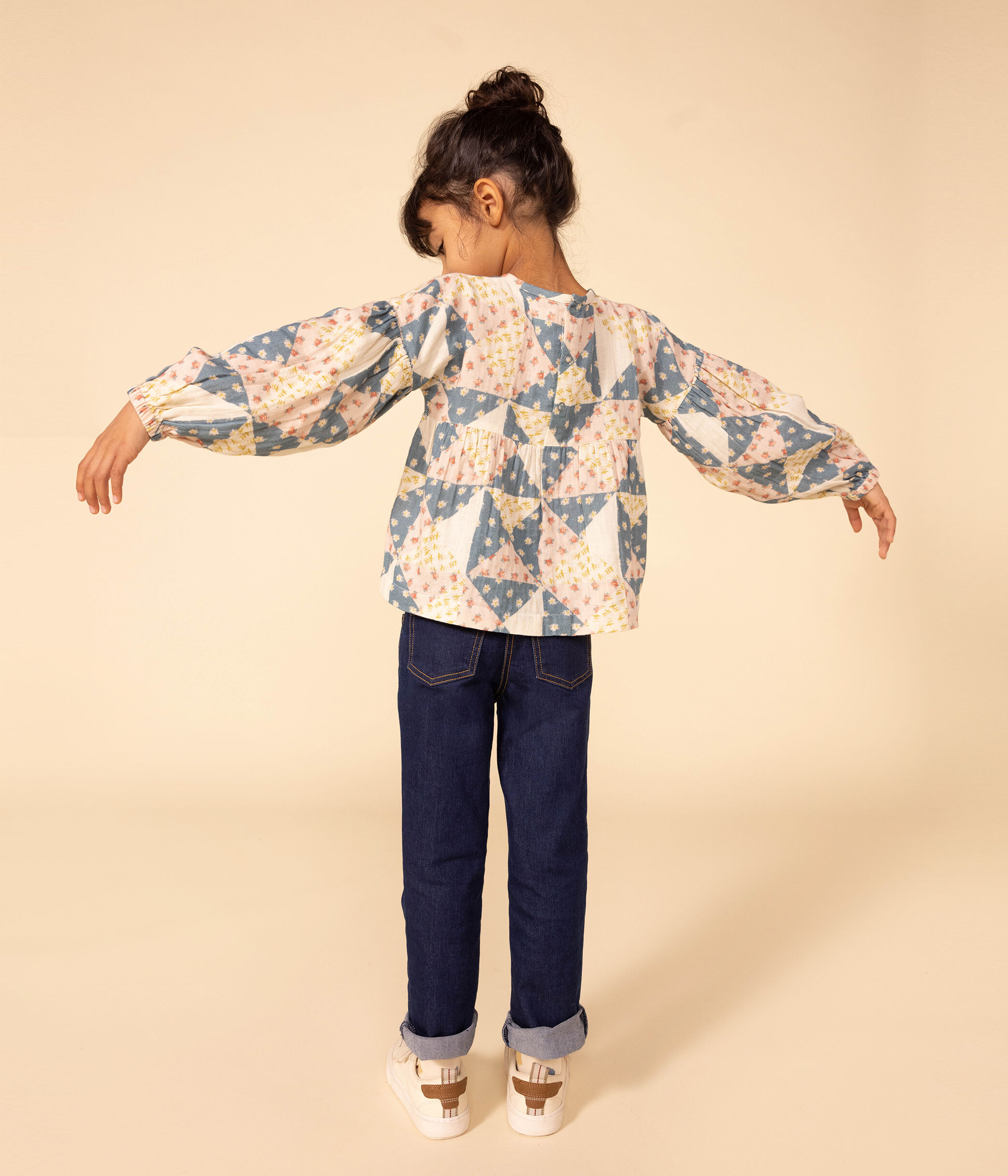 5 slim girl top jeans