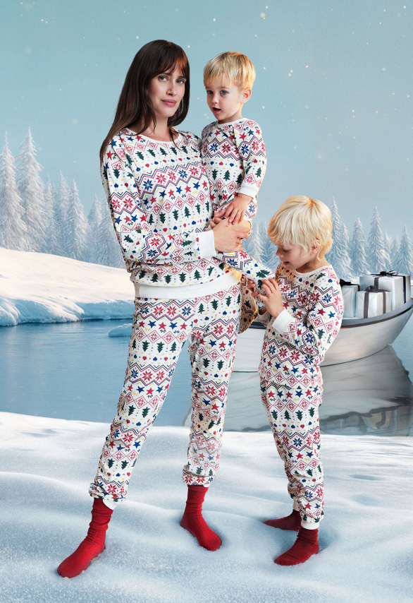 MATCHING OUTFITS null