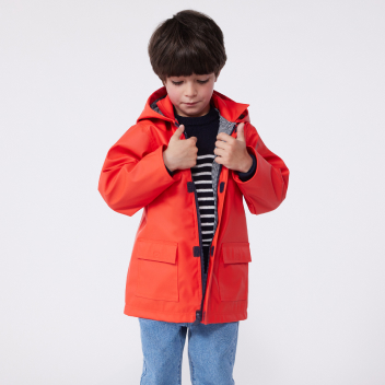 Raincoats & Jackets