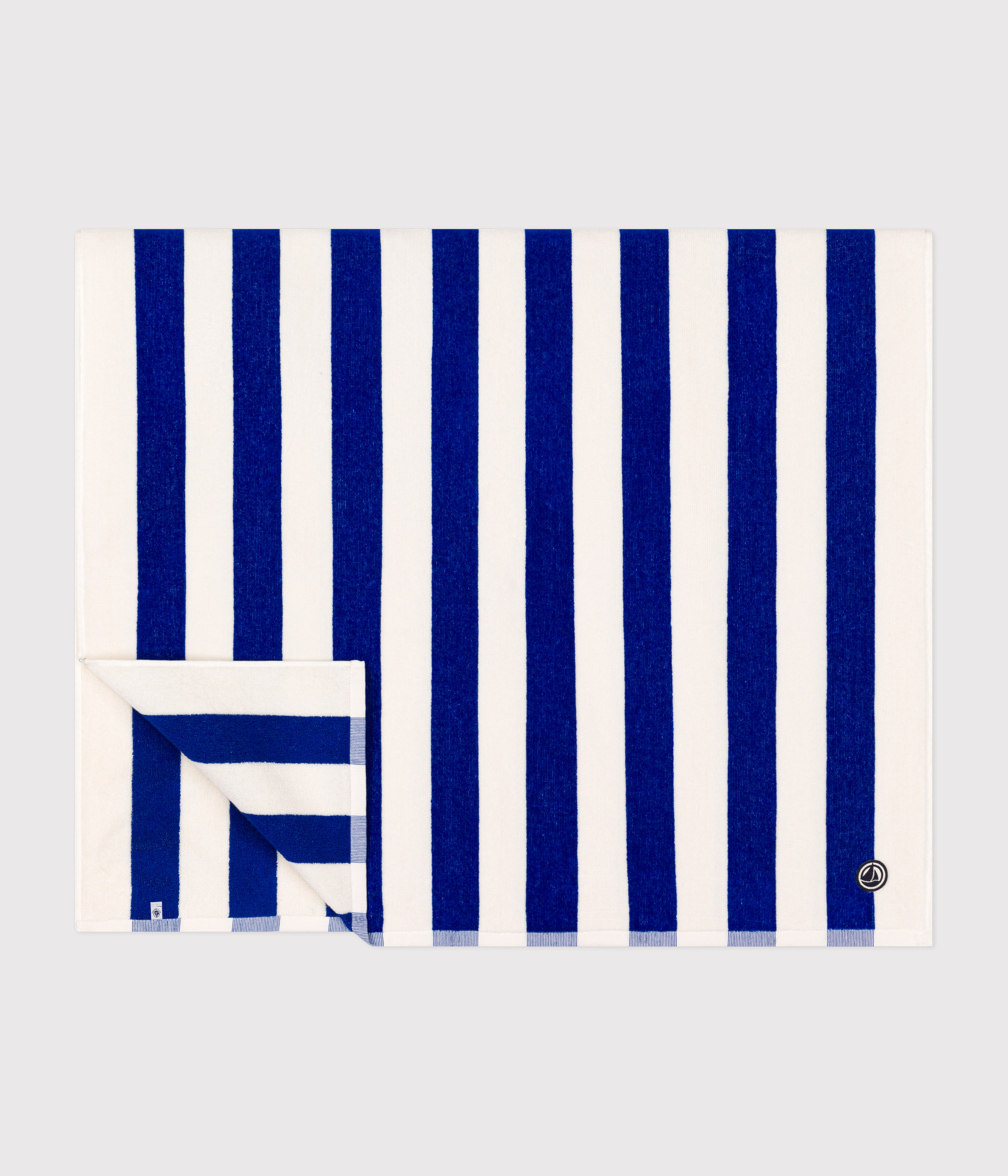 STRIPED TERRY CLOTH BEACH TOWEL variante 1 A0CH801 | Petit Bateau