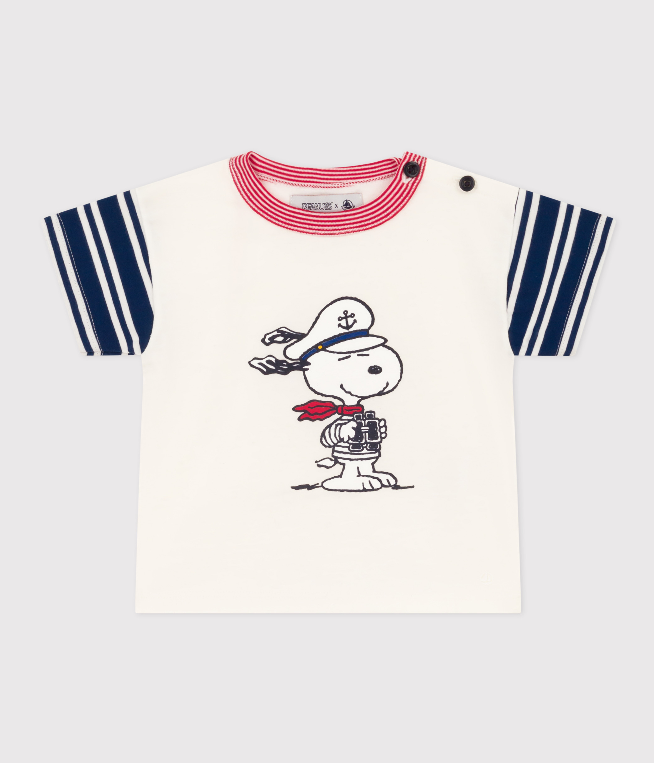 Peanuts | Tops | Peanuts Snoopy Gang On A Beach Womens Size Small Tshirt Lavender Nwt 6910661a9b37c7f27a64efda